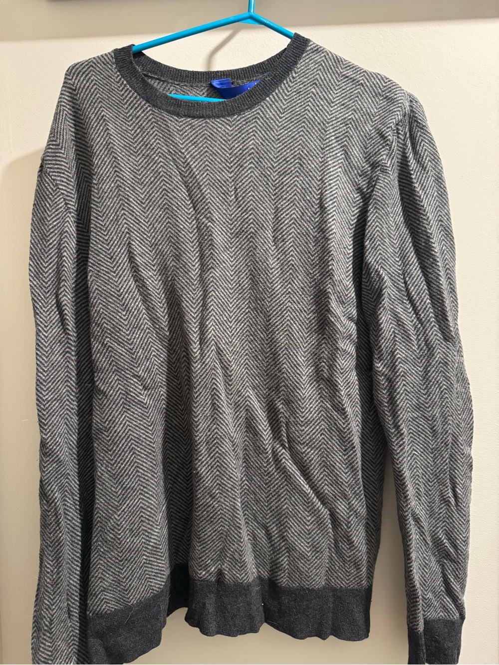 Kit and Ace Men's Grey Herringbone Crewneck